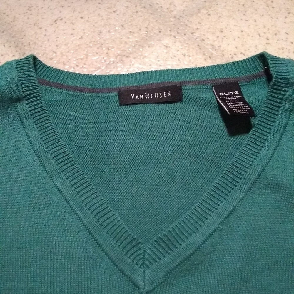 Van Heusen dress sweater